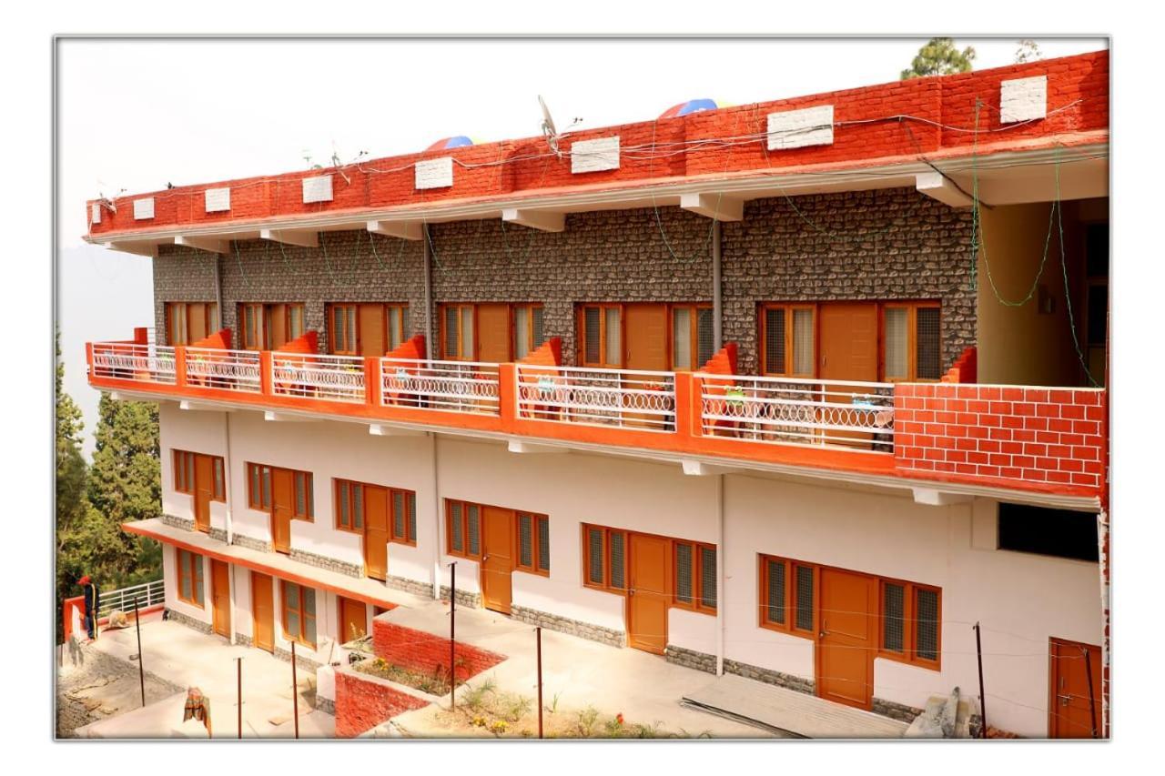 The Ranikhet Continental Exterior foto