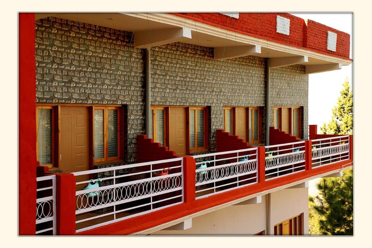 The Ranikhet Continental Exterior foto
