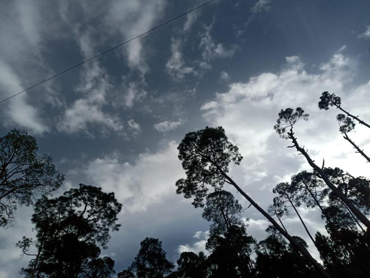 The Ranikhet Continental Exterior foto