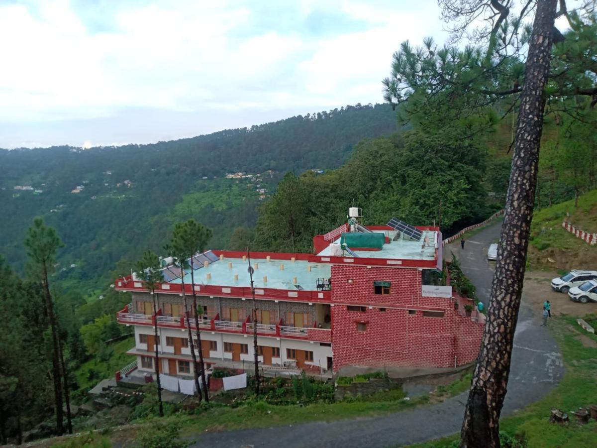 The Ranikhet Continental Exterior foto